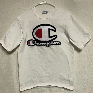 Champion raised‎ logo men’s y-shirt size M